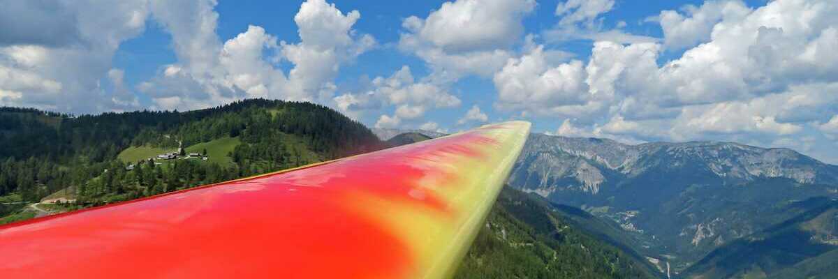 Flugwegposition um 10:53:56: Aufgenommen in der Nähe von Aflenz Land, Österreich in 1554 Meter